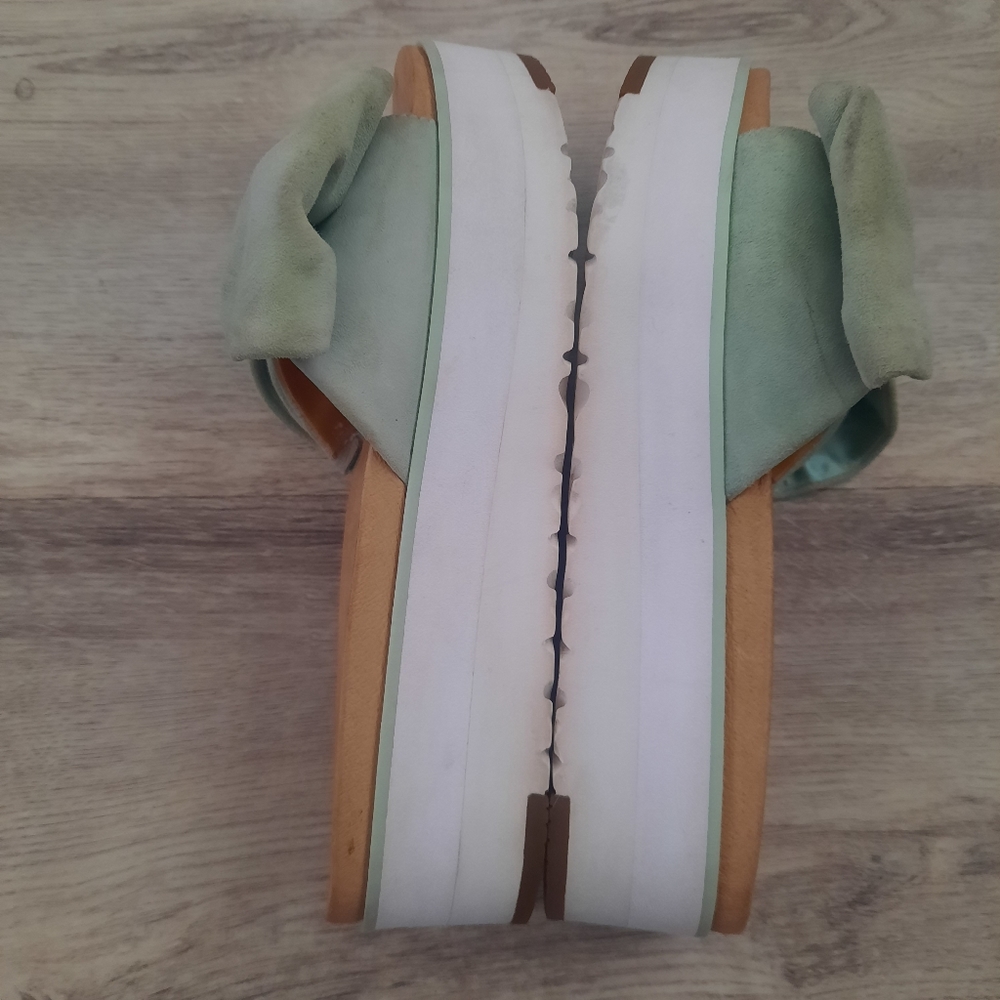 Ugg Bow Sandals - image 4